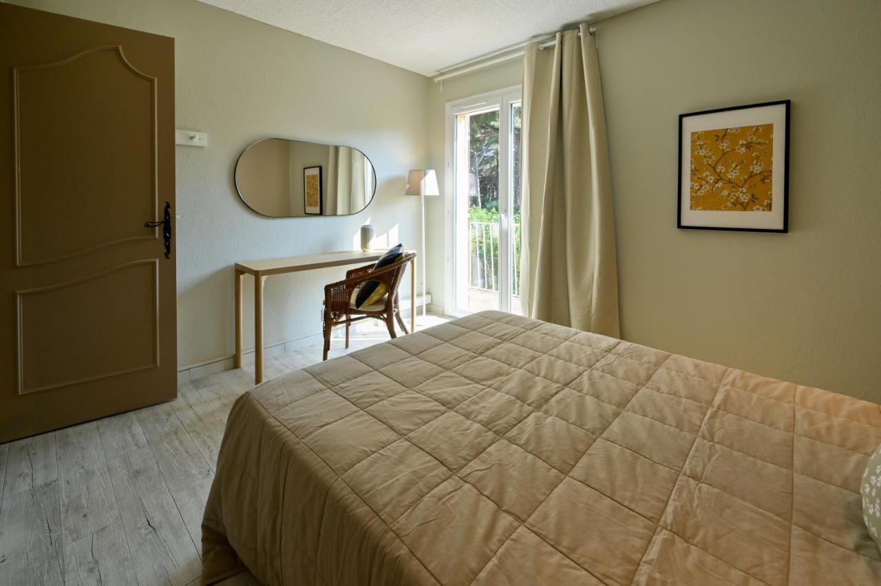 Residence La Menado กาวาแลร์-ซูร์-แมร์ ภายนอก รูปภาพ
