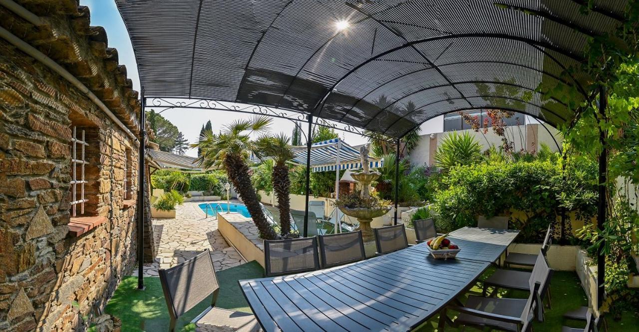 Residence La Menado กาวาแลร์-ซูร์-แมร์ ภายนอก รูปภาพ