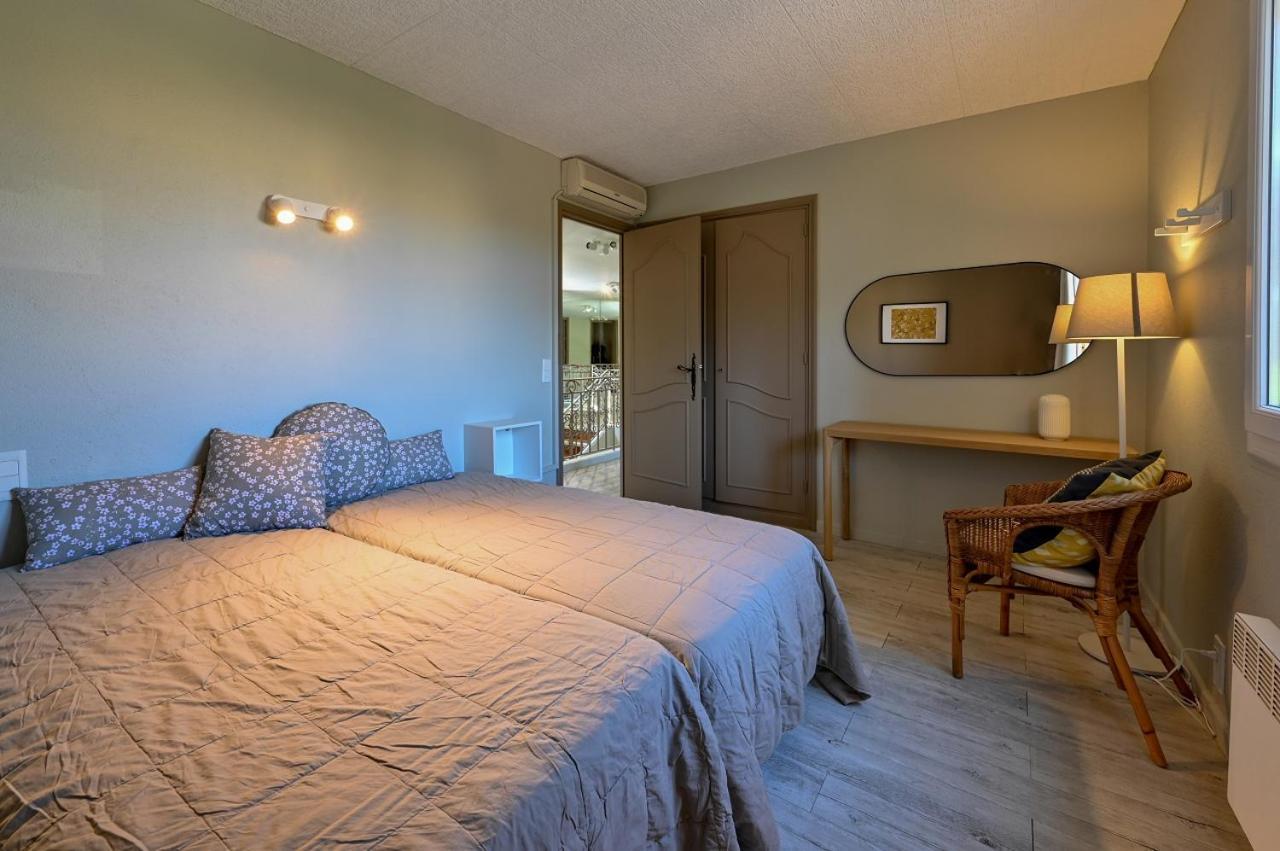 Residence La Menado กาวาแลร์-ซูร์-แมร์ ภายนอก รูปภาพ