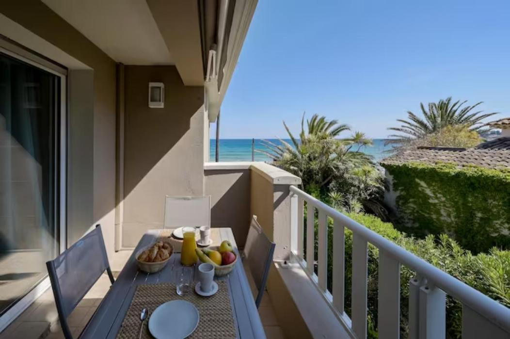 Residence La Menado กาวาแลร์-ซูร์-แมร์ ภายนอก รูปภาพ