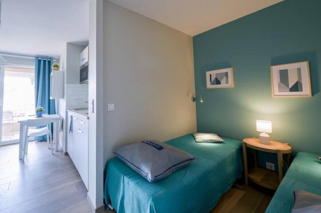 Residence La Menado กาวาแลร์-ซูร์-แมร์ ภายนอก รูปภาพ