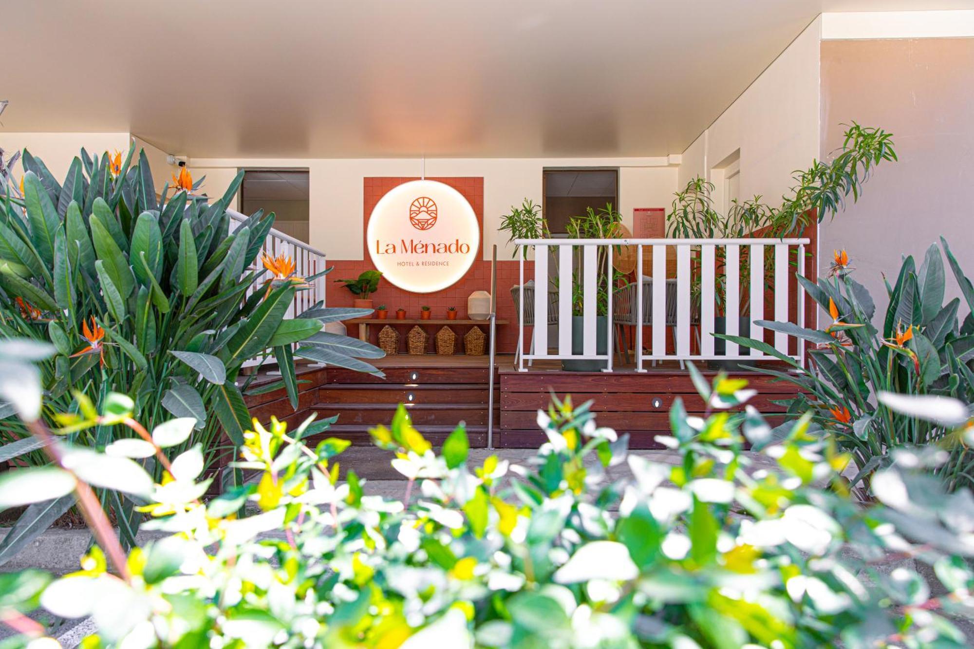 Residence La Menado กาวาแลร์-ซูร์-แมร์ ภายนอก รูปภาพ